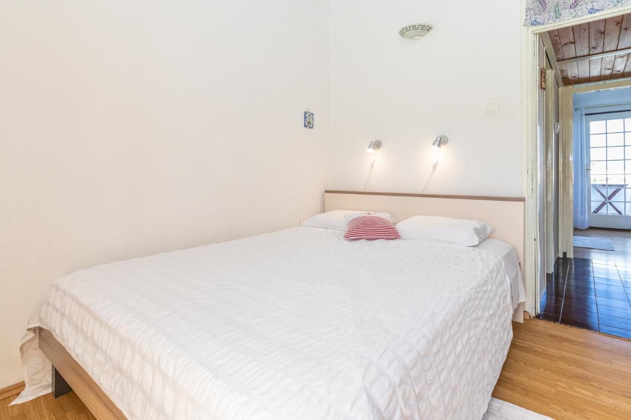 Apartmani Nadia Punat Exteriör bild
